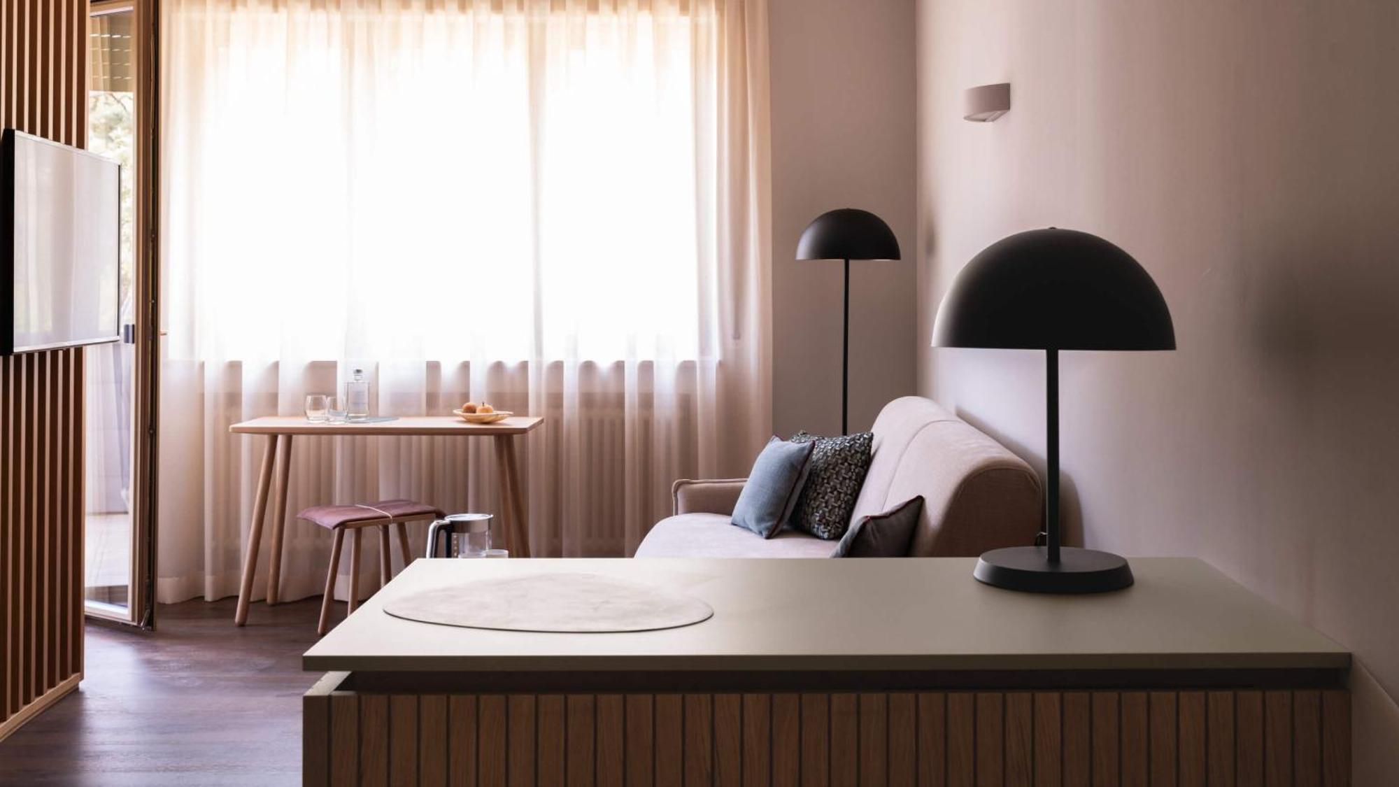 Flora Hotel & Suites 梅拉诺 外观 照片