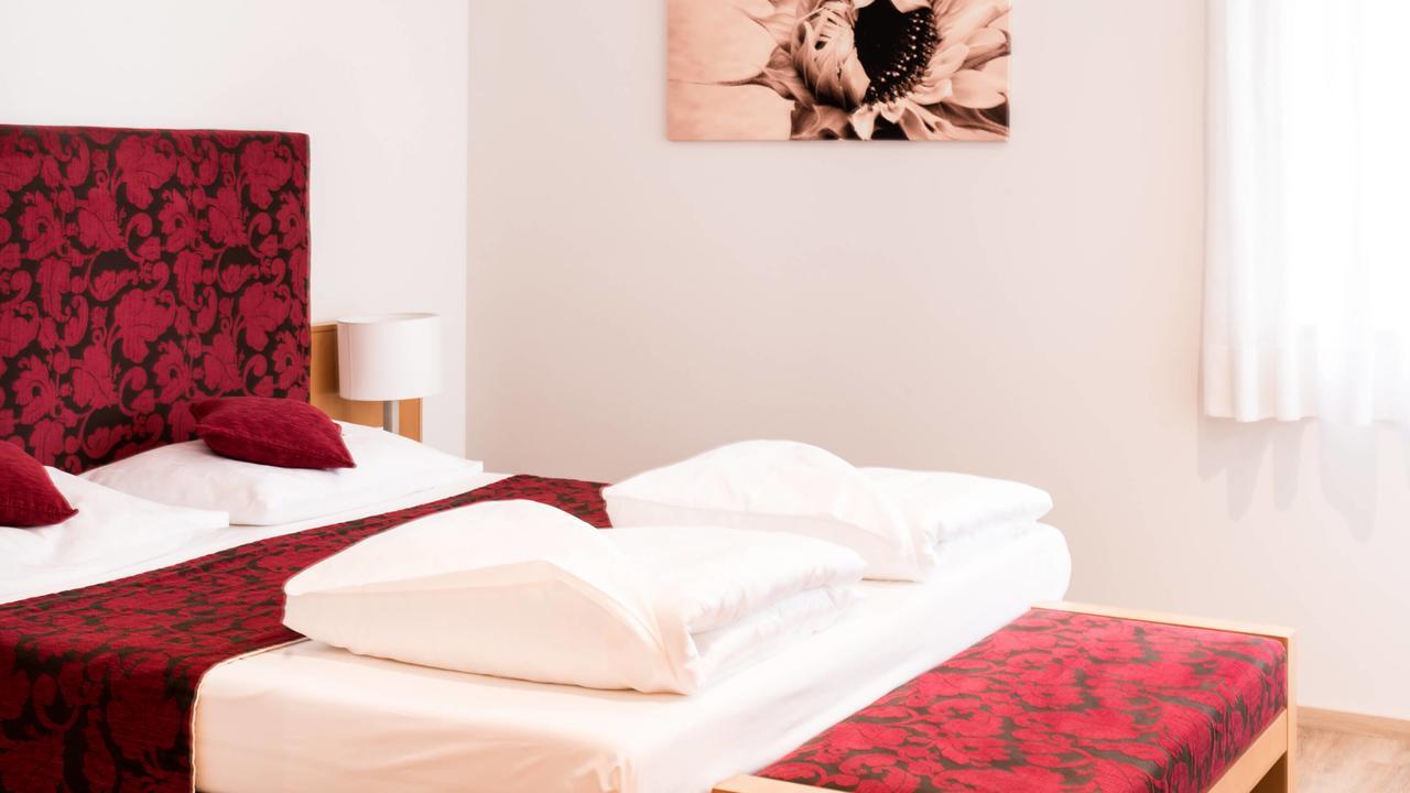 Flora Hotel & Suites 梅拉诺 外观 照片