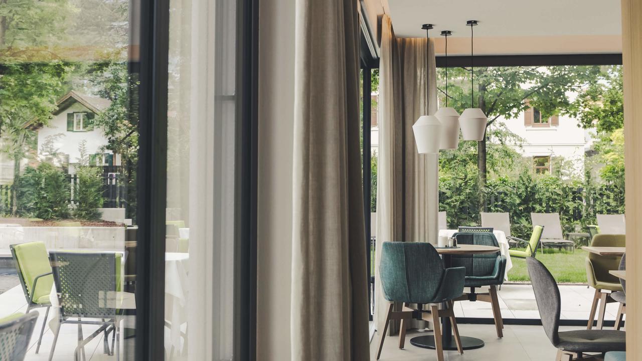 Flora Hotel & Suites 梅拉诺 外观 照片
